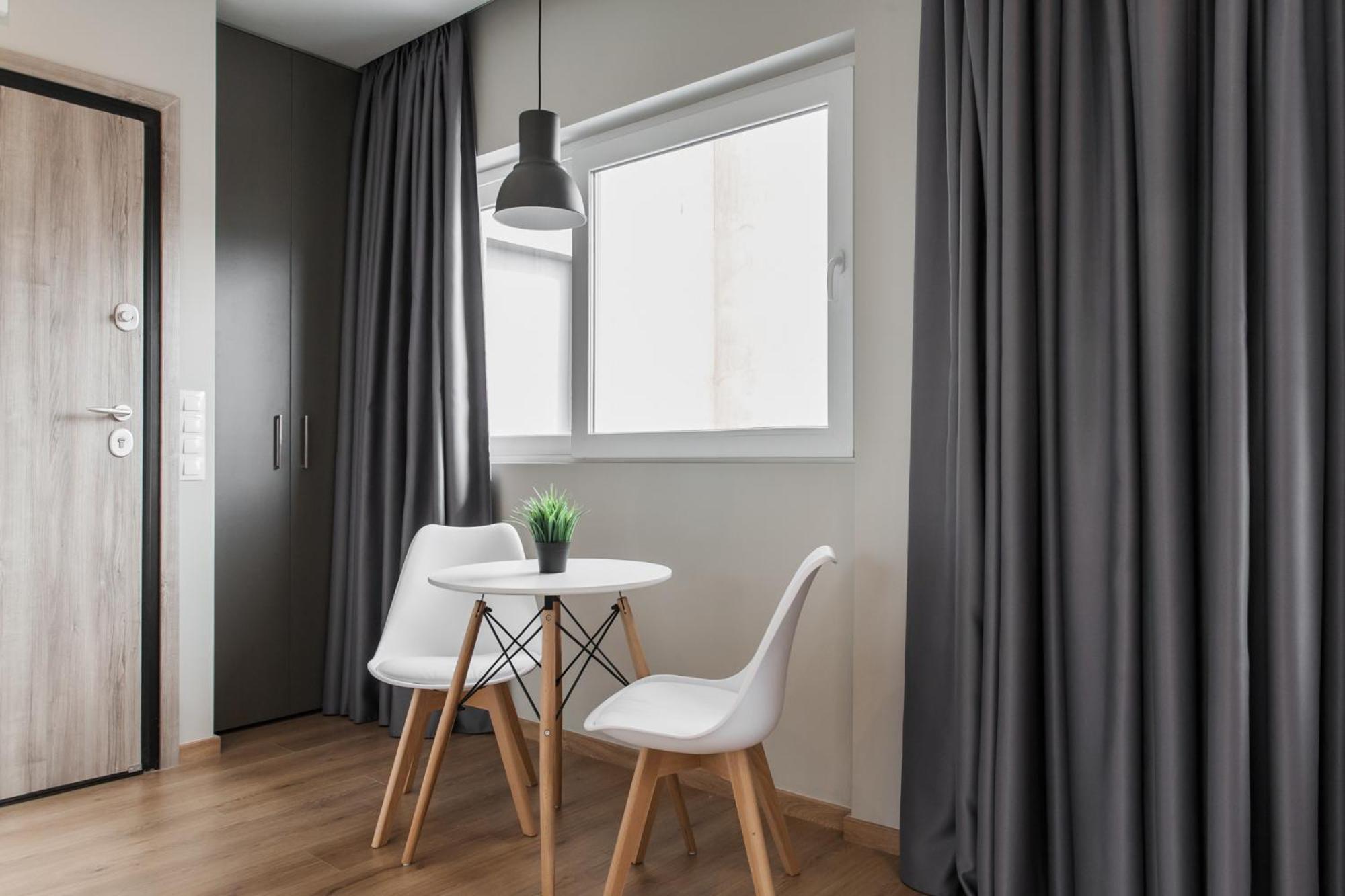 Wyz Attiki Aparthotel Athen Zimmer foto